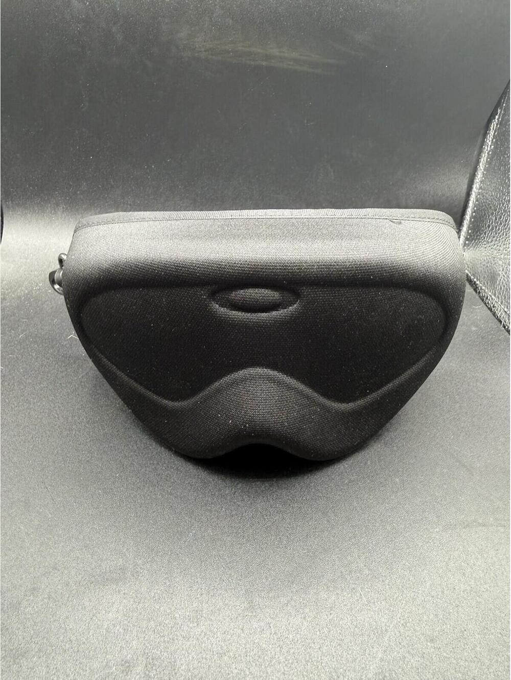 Oakley Ballistic Goggle Array Case Vault - Picture 2 of 4